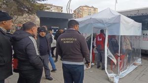 Elazığ’da bıçaklı kavgada 1 kişi yaralandı