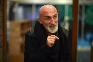 Engin Uzun’un Yapay Zeka ile Canlandırdığı Kabe Görüntüleri