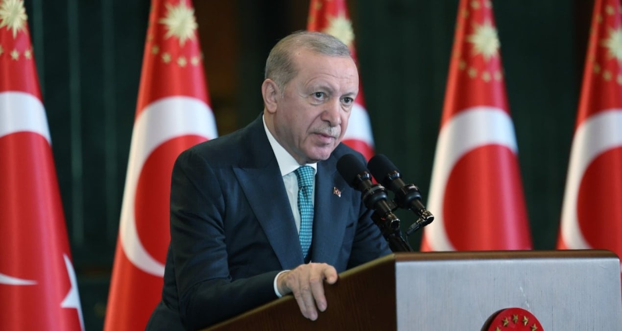 Erdoğan’dan 168 yazar, akademisyen, sanatçı, gazetecinin imzaladığı laiklik bildirisine sert tepki