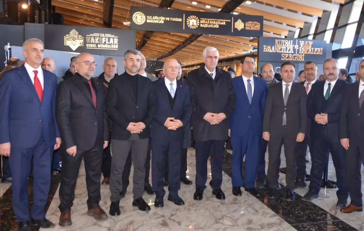 Erzurum’da ‘Kutsal Emanetler ve Vakıf Eserleri Sergisi’ açıldı