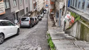 Esenler’de Çekici Kaza Yaptı: 1 Yaralı