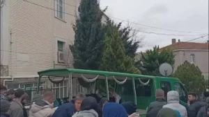 Eşinin Cinnetinde Can Veren Gülten Ürkmez Toprağa Verildi