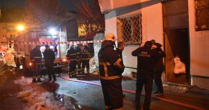 Ev alevlere teslim oldu, 26 kedi öldü