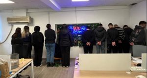 Forex dolandırıcılarına çağrı merkezinde operasyon; delilleri camdan attılar