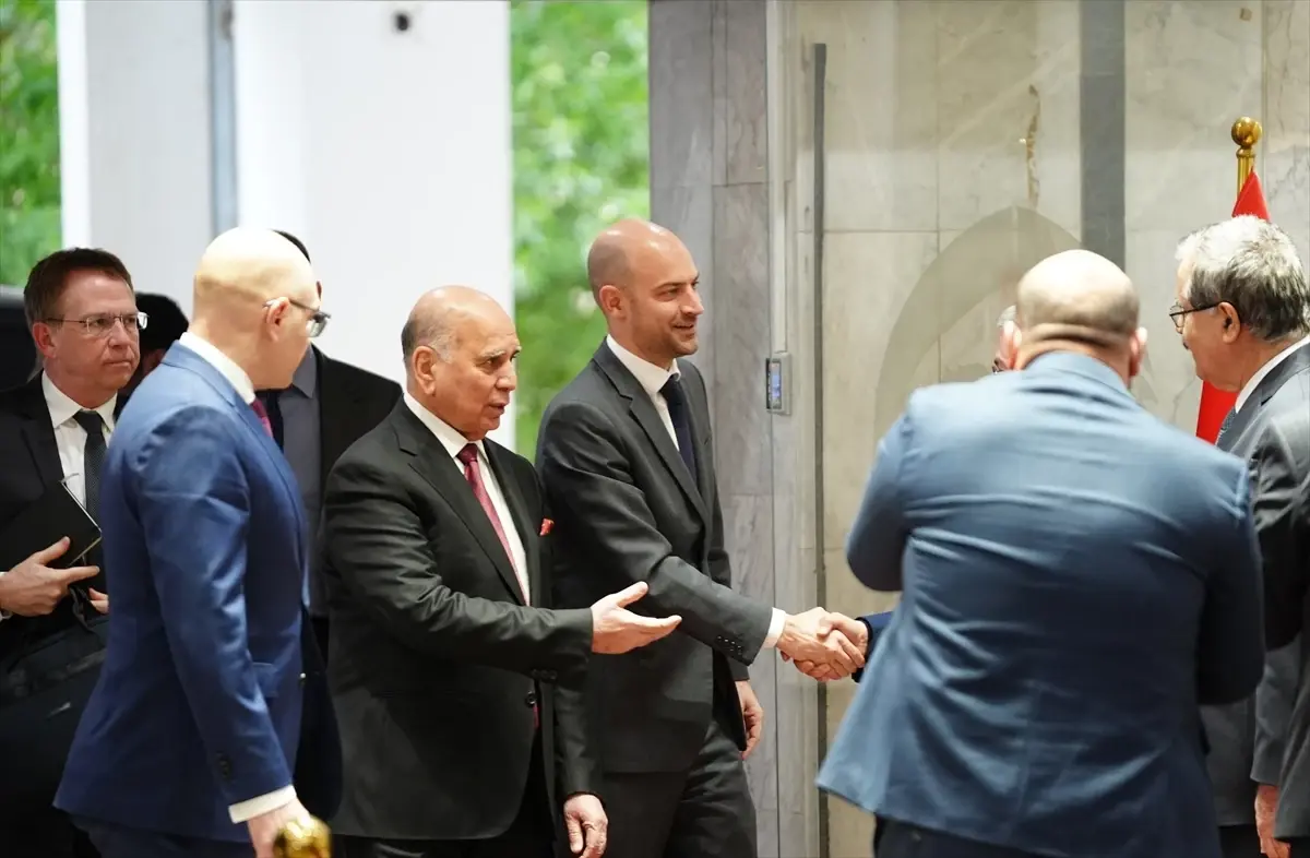 Fransa, Irak’ın İstikrarına Destek Veriyor