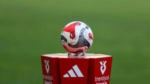 Futbolda ‘ara transfer’ dönemi bu gece sona erecek