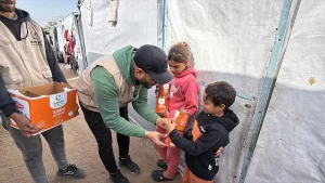 Gazze’ye 475 Bin Konserve Yardımı
