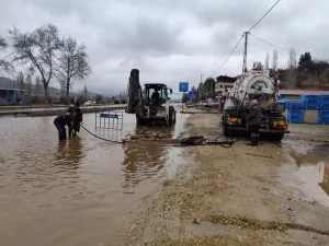 Gölbaşı’nda Temizlik Çalışmaları Devam Ediyor
