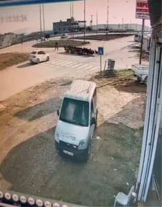 Hatay’da Otomobil Keçi Sürüsüne Çarptı