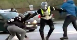 İftar öncesi otopark kavgası: Tekme ve yumruklar havada uçuştu