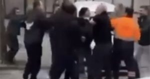 İftar saatinde park yeri kavgası