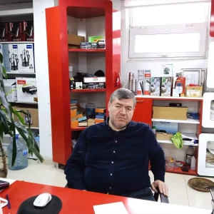 İneklerin Mağazaya Girişi Kamerada