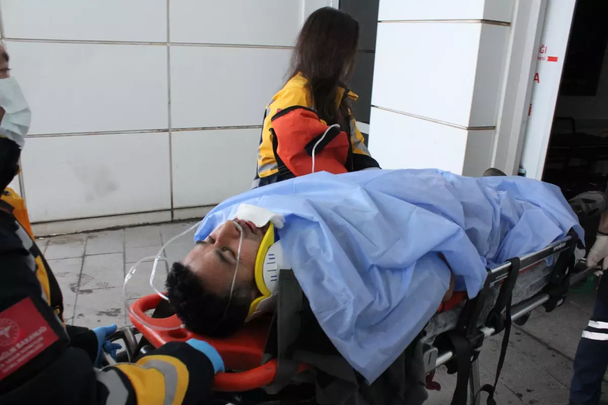 Inşaatta Düşen Tesisatçı Yaralandı