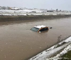İpsala’da Su Kanalına Uçan Araç İçin Arama Başlatıldı