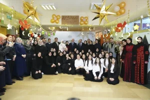 İstanbul Liseleri Ramazan İçin Süsleniyor