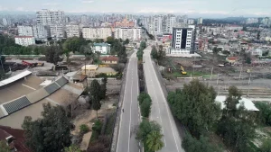 James Bond Köprüsü Yıkılıyor