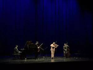 Janoska Ensemble AKM’de Muhteşem Performans