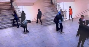 Kahraman öğretmen öğrencisini Heimlich manevrası ile kurtardı