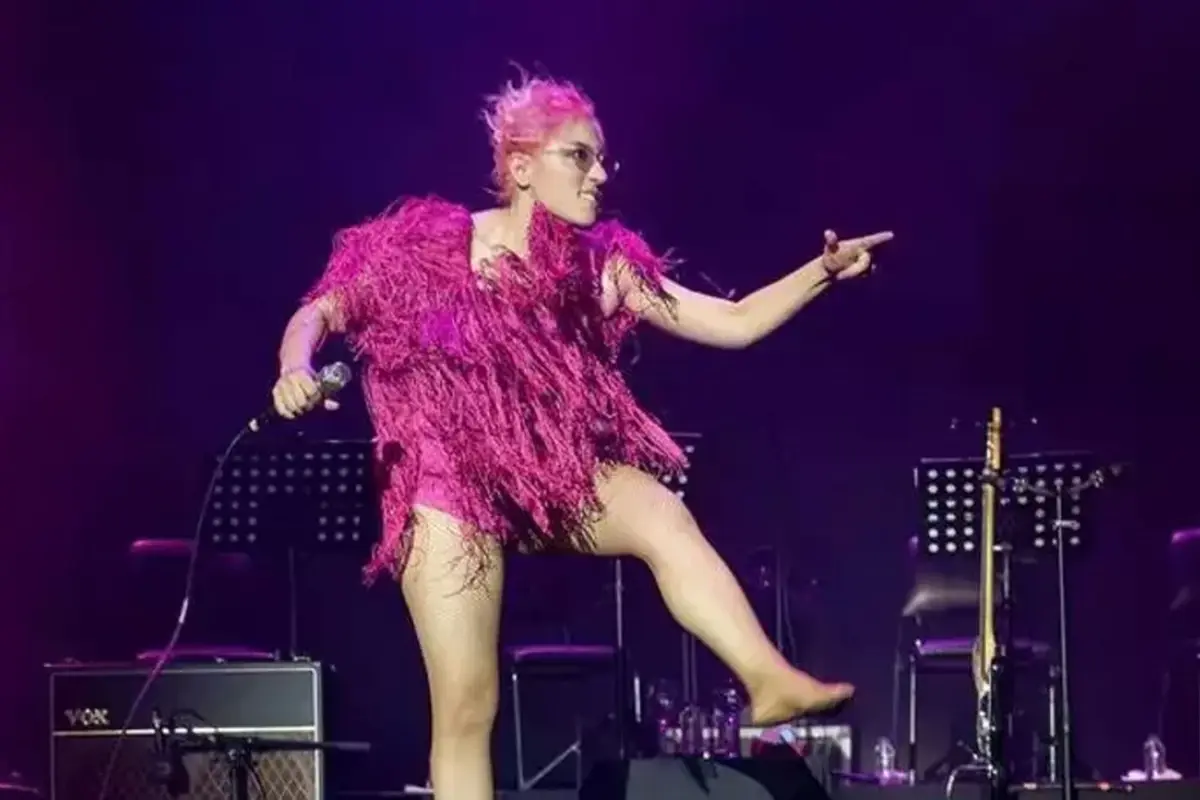 Kalben’in sahnede dans ettiği anlar şaşırttı