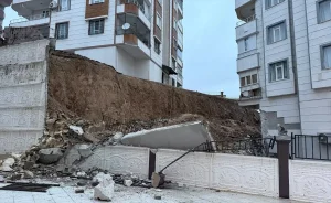 Karaköprü’de Bina Tahliye Edildi