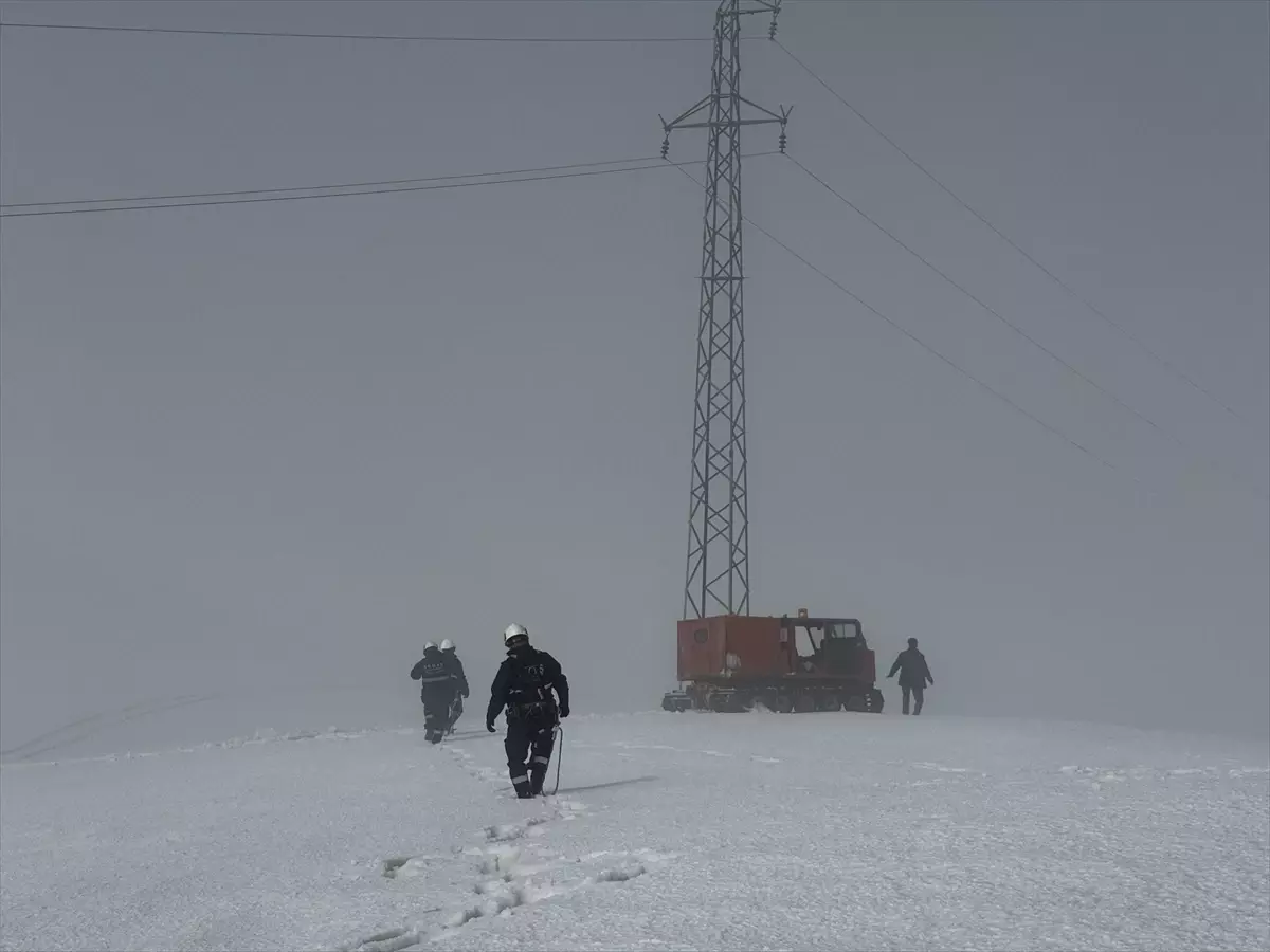 Karlı Dağda Elektrik Arızası Giderildi
