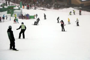 Kartalkaya’da Kar Kalınlığı 2,5 Metreye Ulaştı