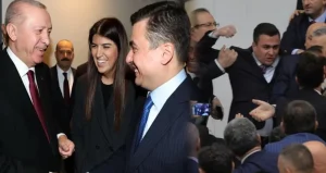 Kavgadan sonra tebessümlü kare