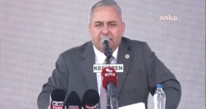 Keçiörenlilerden, CHP’den istifa eden Özarslan’a tepki: Görevini bırakmalı, Biz CHP’ye oy verdik, ben Mesut diye birini tanımıyorum