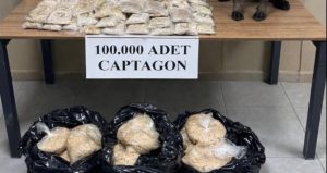 Kırıkhan’da narkotik operasyonu: Zeytinyağı tenekelerine gizlenmiş 100 bin hap bulundu