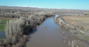 Kızılırmak taştı, tarım arazileri su altında kaldı