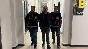 Kocaeli’de cinayet davasında cezayı duyunca tepki gösterdi: FETÖ’cüsünüz