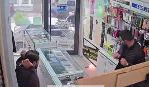 Konya’da Telefon Bataryası Patladı