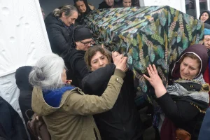 Korkunç Cinayet: Kız Arkadaşını Boğarak Öldürdü