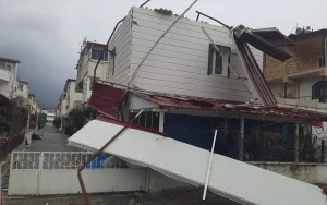 Kuşadası ve Didim’de Fırtına Etkili Oldu