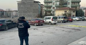 Malatya’da parkta kanlı kavga: İki genç ağır yaralandı