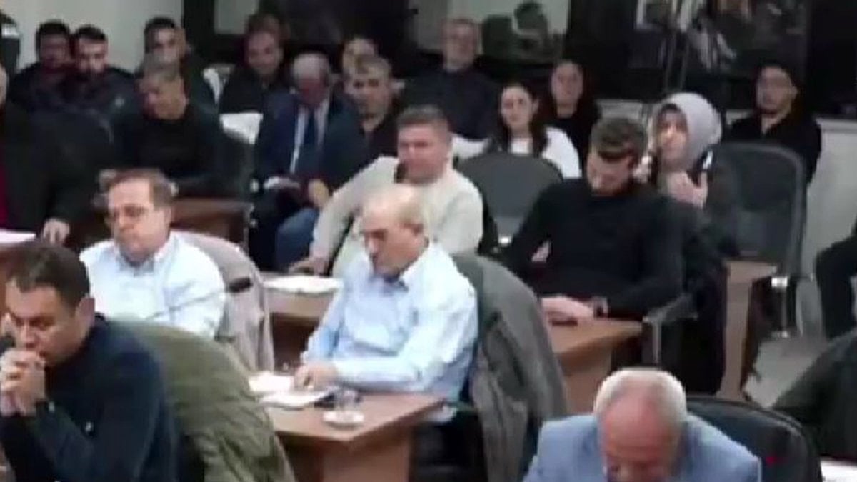 Manisa’nın Turgutlu İlçe Meclisi’nde “Kadınlara Seçme ve Seçilme Hakkı” tartışması