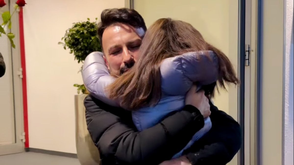 Megastar Tarkan, kızı Liya’ya kavuştu