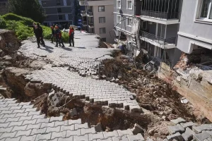 Menemen’de İstinat Duvarı Çöktü, Müteahhit Gözaltında