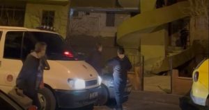 Mersin’de korkunç olay! Kavga ihbarına giden polis, banyoda ceset buldu