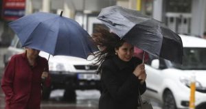 Meteorolojiden sarı alarm: 9 şiddetinde fırtına ve sel kapıda