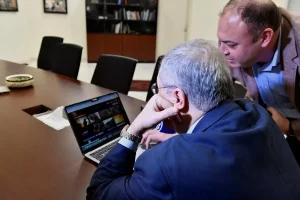 Mitri, Yılın Kareleri Oylamasına Katıldı