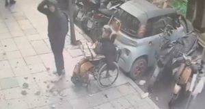 Nişantaşı’nda korku dolu anlar: Engelli satıcı saniyelerle kurtuldu, 17 yaşındaki genç yaralandı