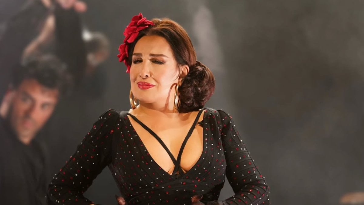 Nükhet Duru’dan Beren Saat’e destek geldi: Dünyaya mesaj vermiş