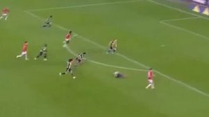 Oğulcan Ülgün, Fenerbahçe taraftarından alkış aldı