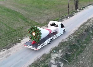Oto Kurtarıcıdan Romantik Evlilik Teklifi
