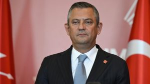 Özgür Özel’den Ekrem İmamoğlu’na ziyaret