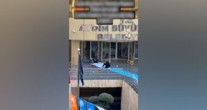 Özlem Çerçioğlu, Erdoğan’ın yürüyeceği halıyı ütületti