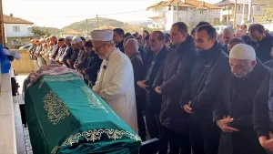 Pamukova’da Kazada Hayatını Kaybeden Kadın Defnedildi