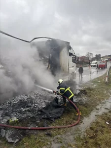 Pınarhisar’da Hamsi Yüklü Tır Bunun Yangın Çıkardı