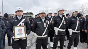 Polis Memuru Umut Sıbıç Toprağa Verildi